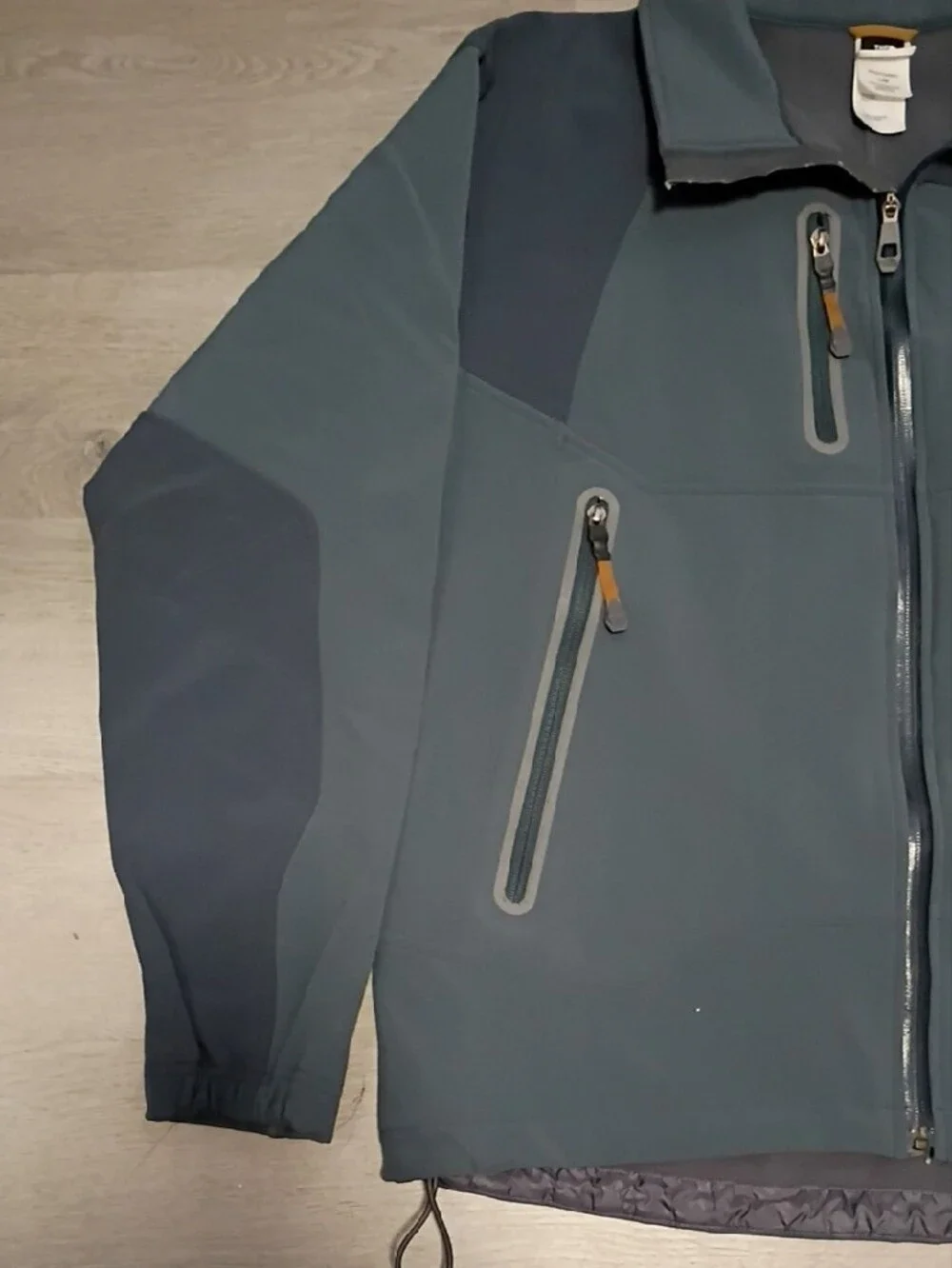 The North Face Men's Slate Blue Performance Softshell Jacket